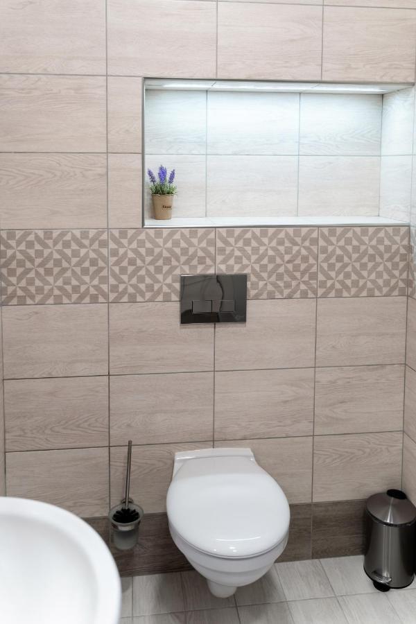 וליקו טורנובו Guest Rooms Asenevtsi City Center מראה חיצוני תמונה