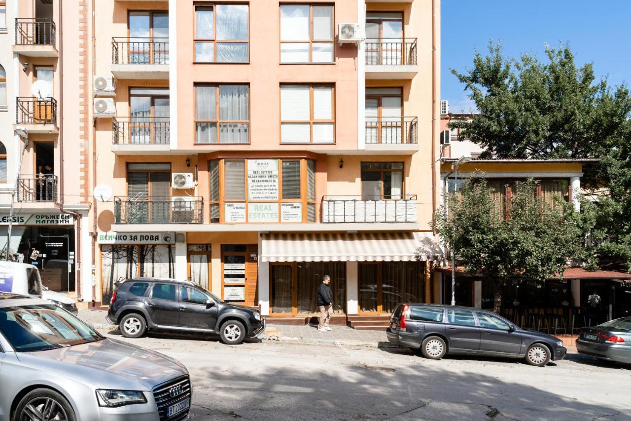 וליקו טורנובו Guest Rooms Asenevtsi City Center מראה חיצוני תמונה