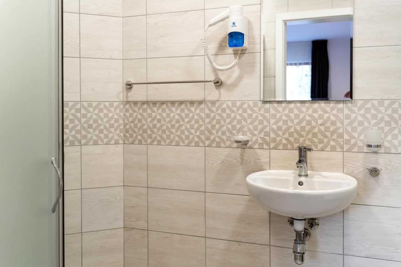 וליקו טורנובו Guest Rooms Asenevtsi City Center מראה חיצוני תמונה